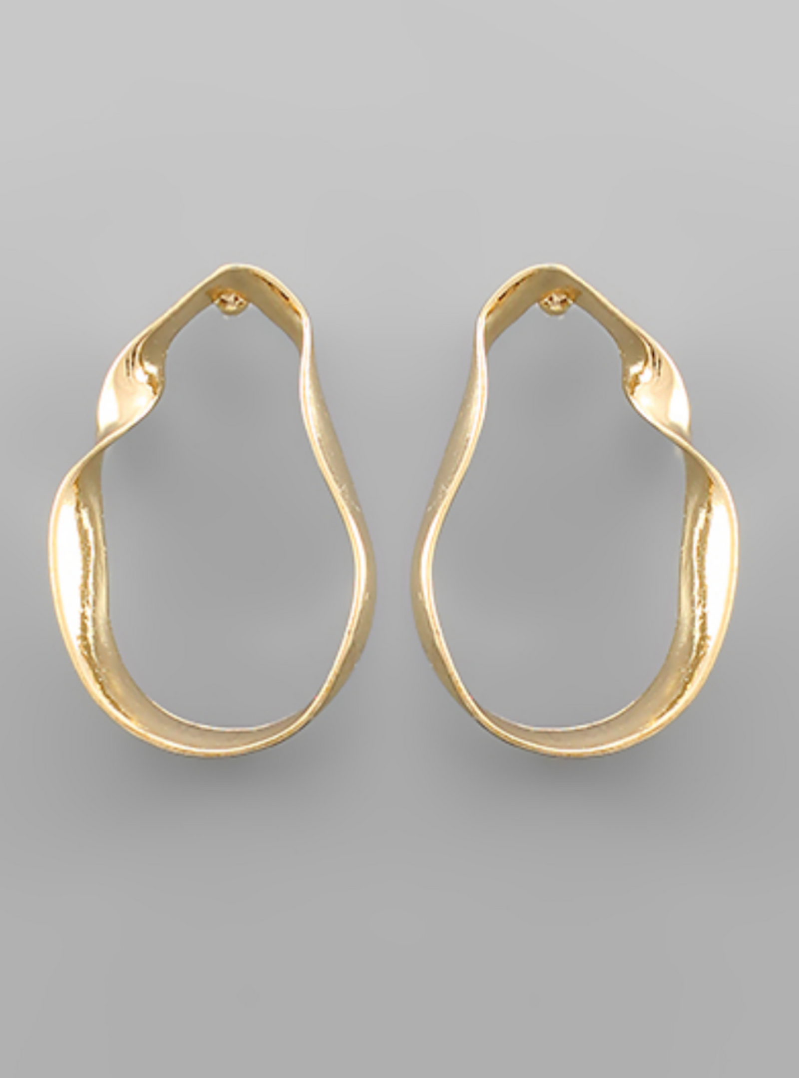 Don’t Get It Twisted Oval Earrings