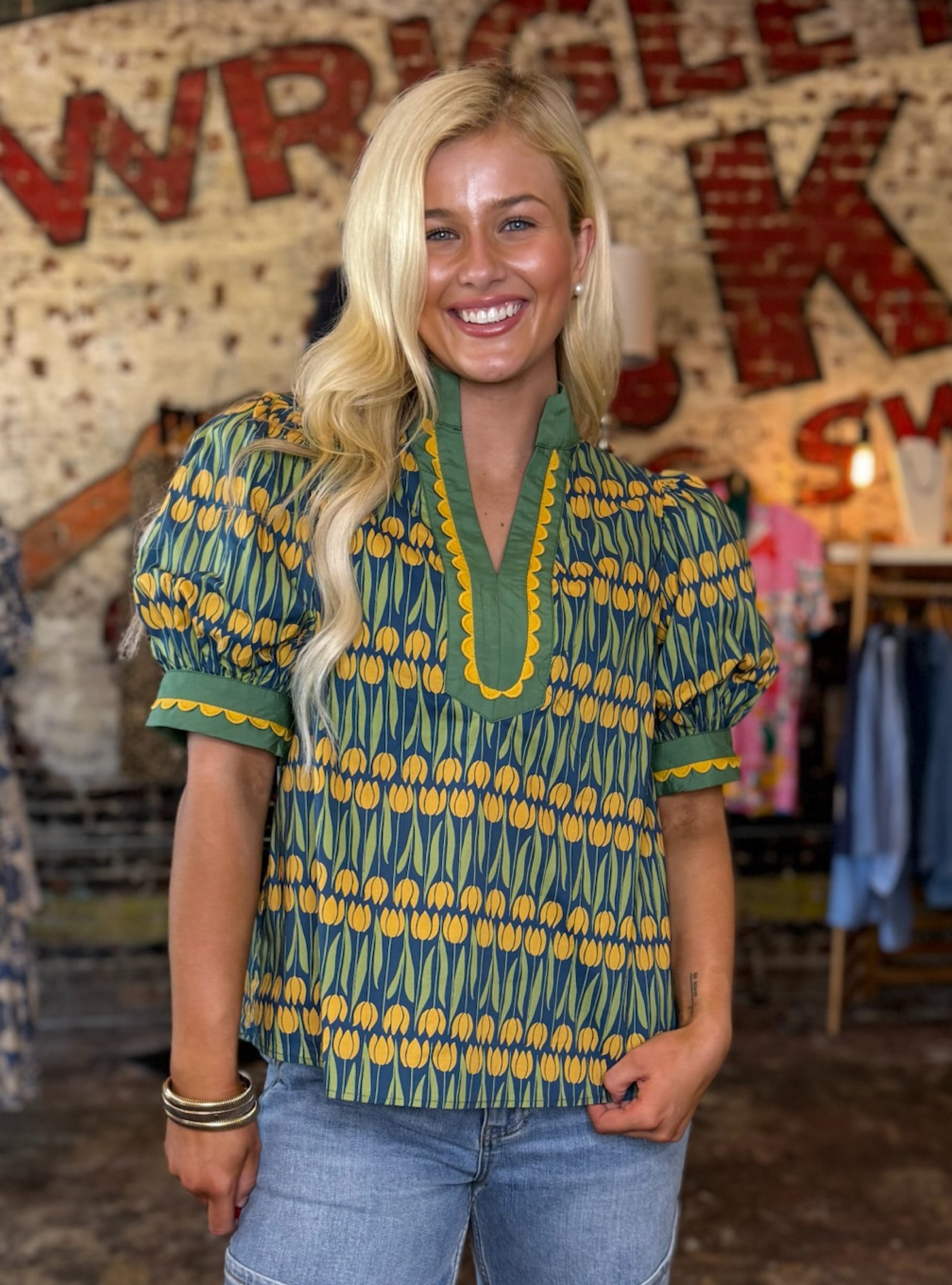 Tulip Me About It Top