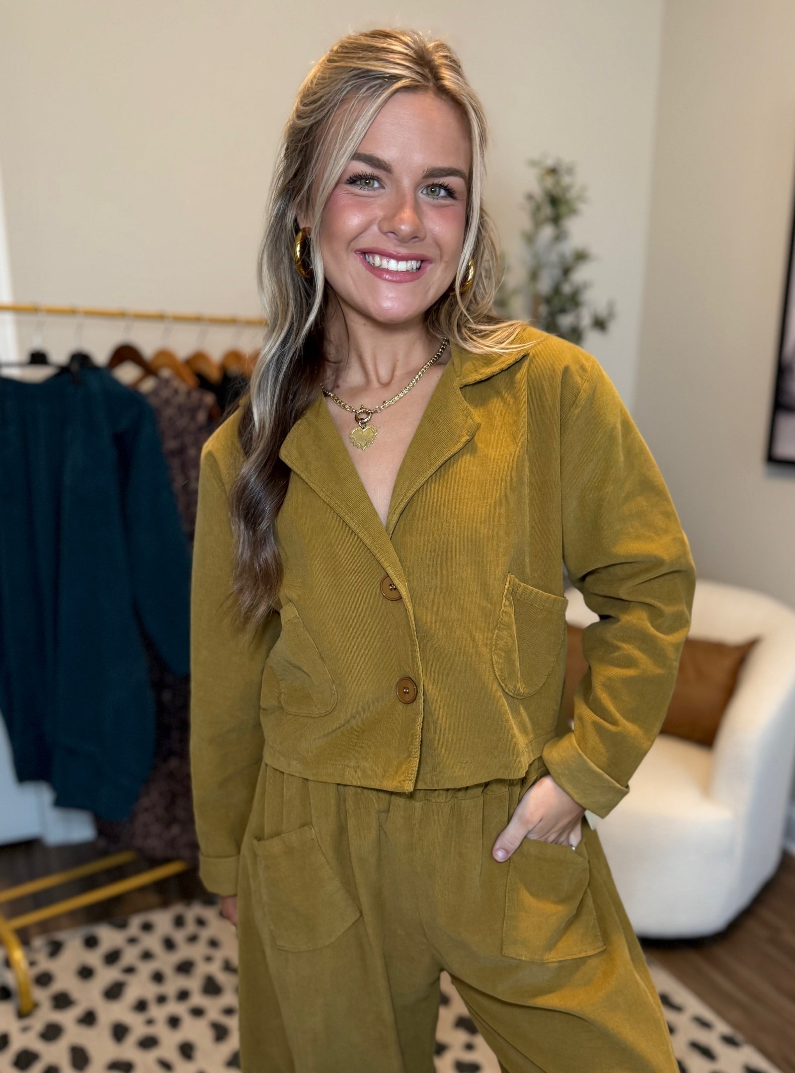 SAGA One Size Corduroy Crop Jacket