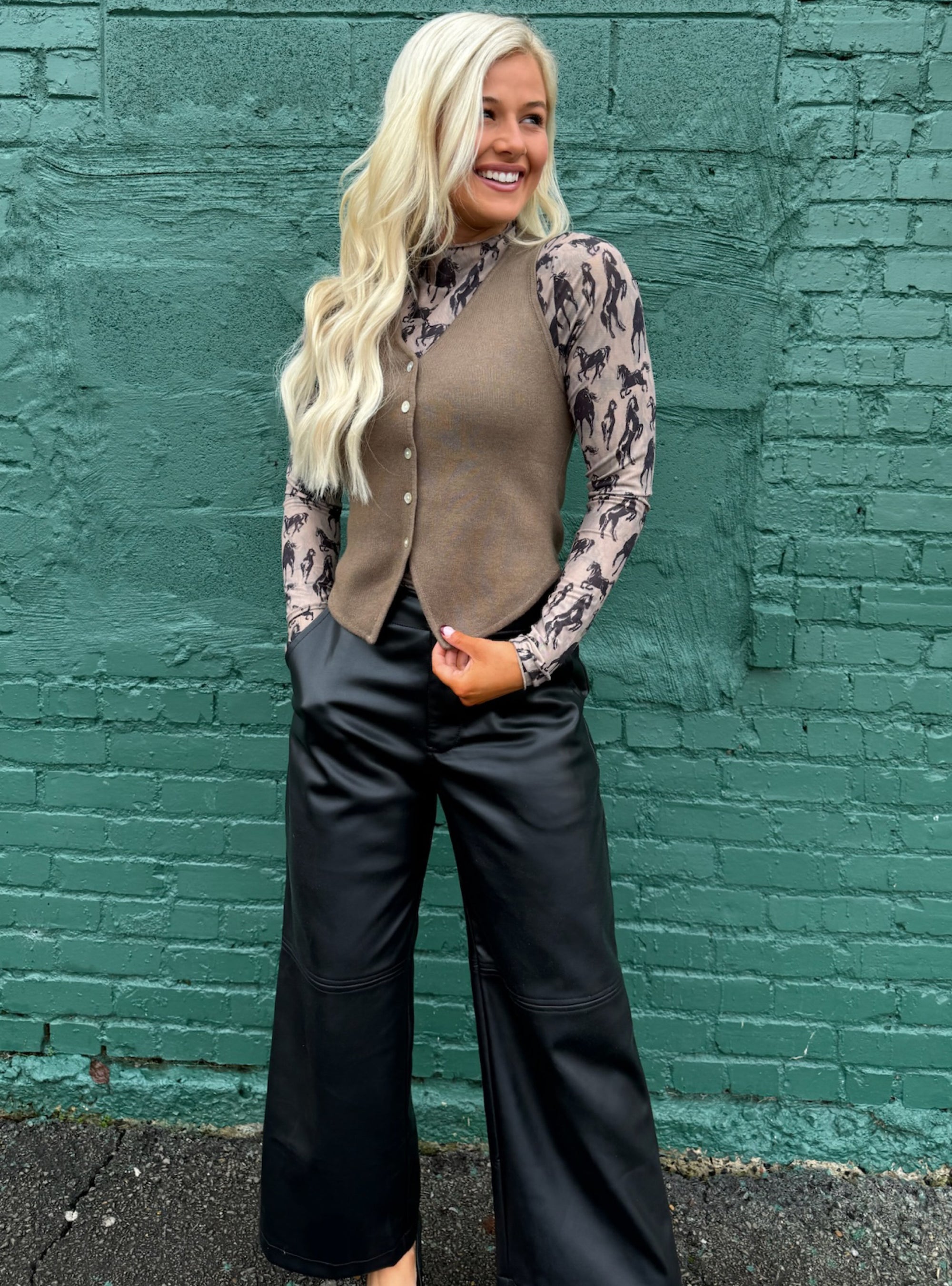 Timeless Knit, Modern Fit Top