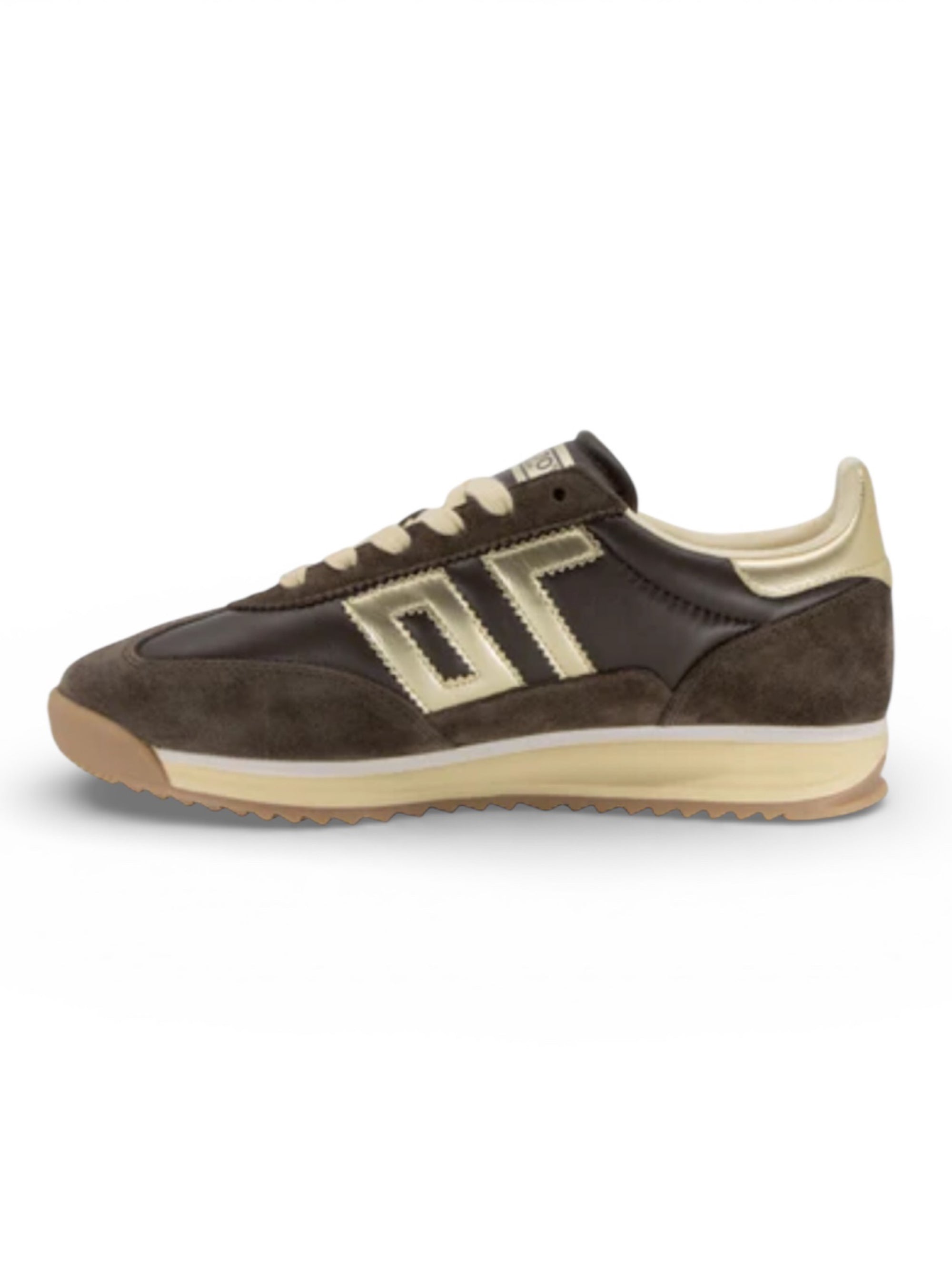 Back 70 Jogger In Coffee Gold Sneakers