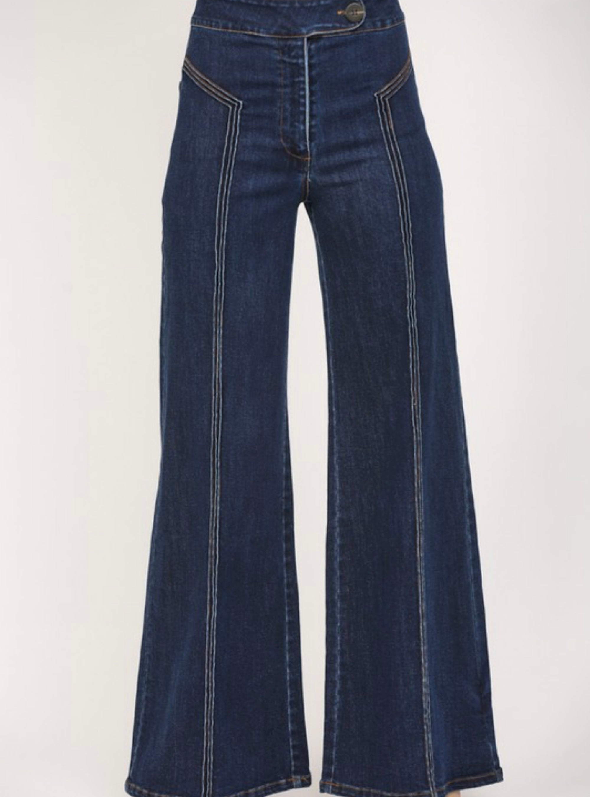 Clean Lines &amp; Cool Vibes Jeans