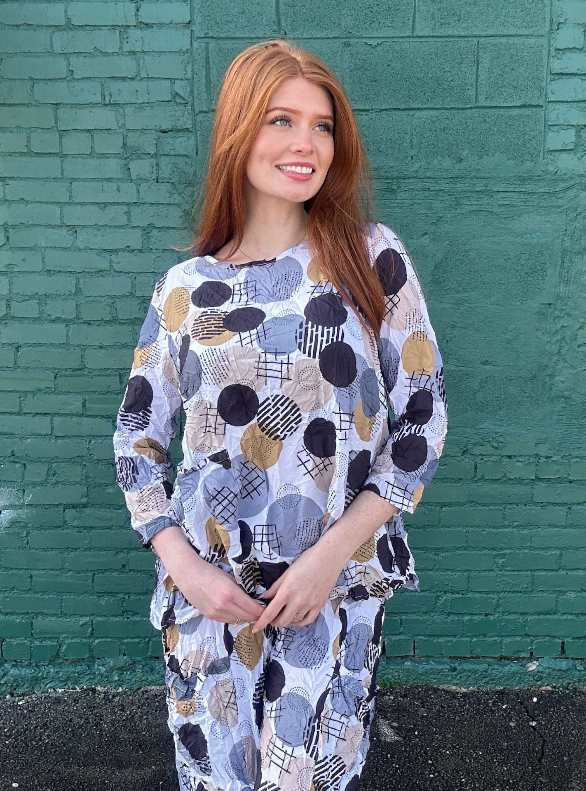 Shana Apparel Crinkle Zip Back Top