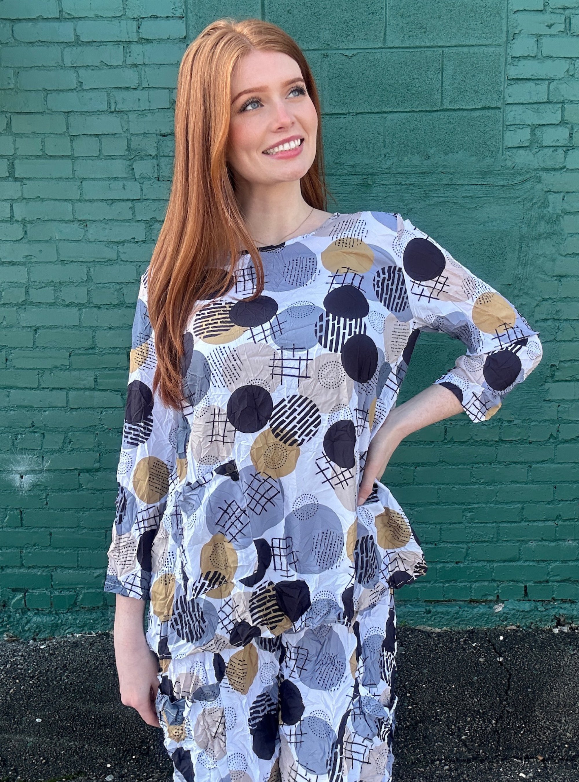 Shana Apparel Crinkle Zip Back Top