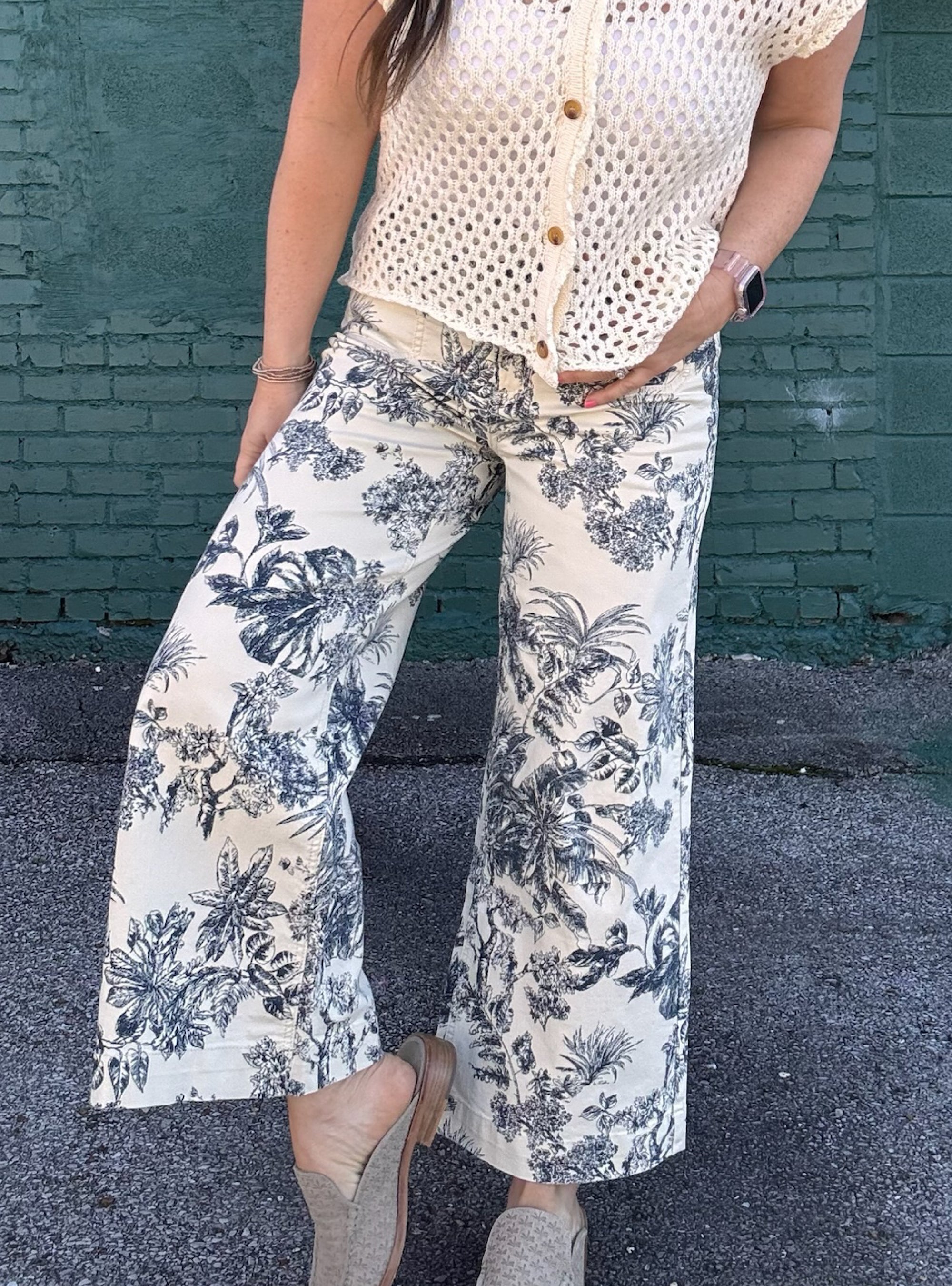 Charlie B Blue &amp; Cream Toile Twill Pants