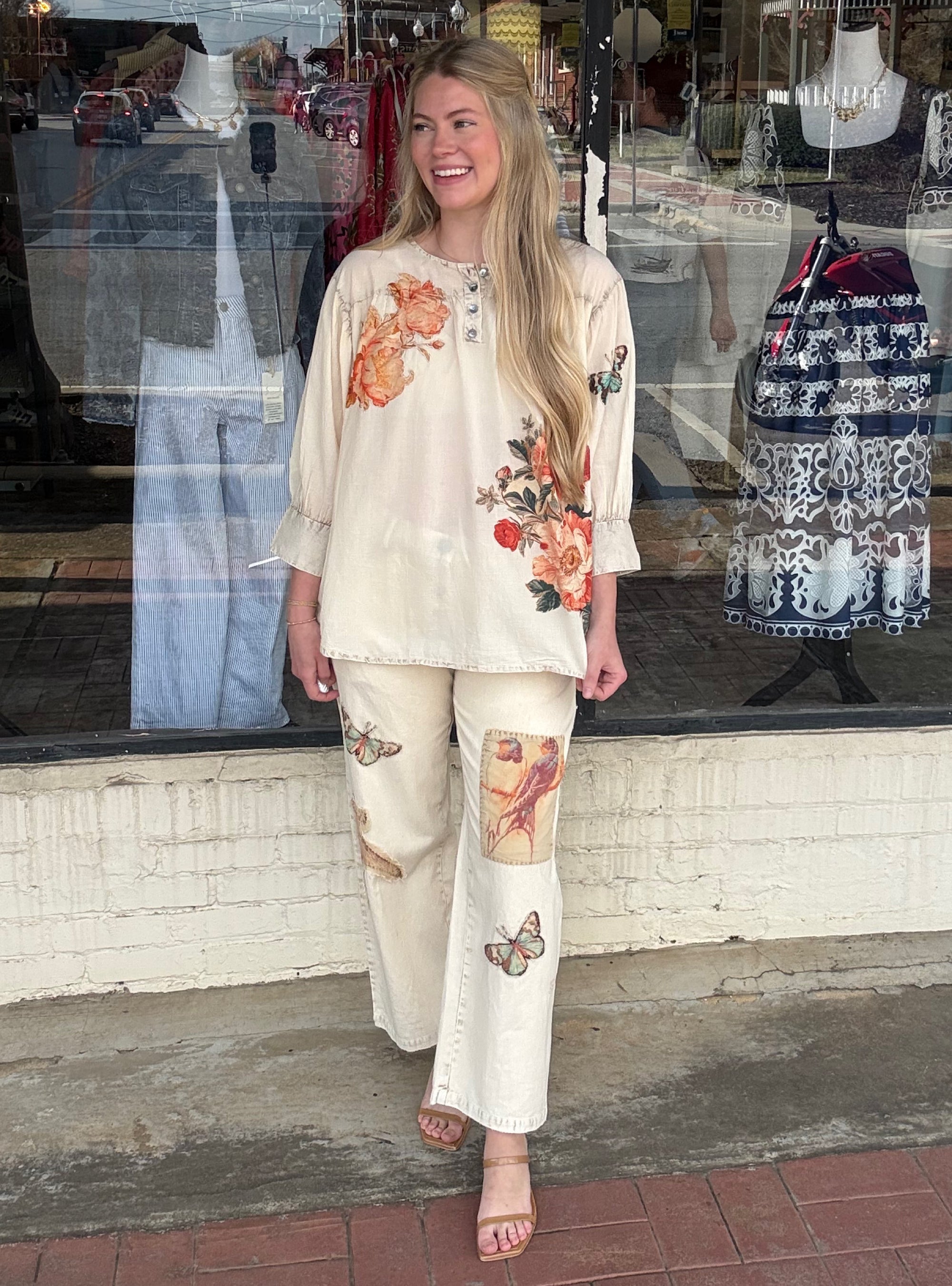 Paper Lace Cream Butterfly Design Pants