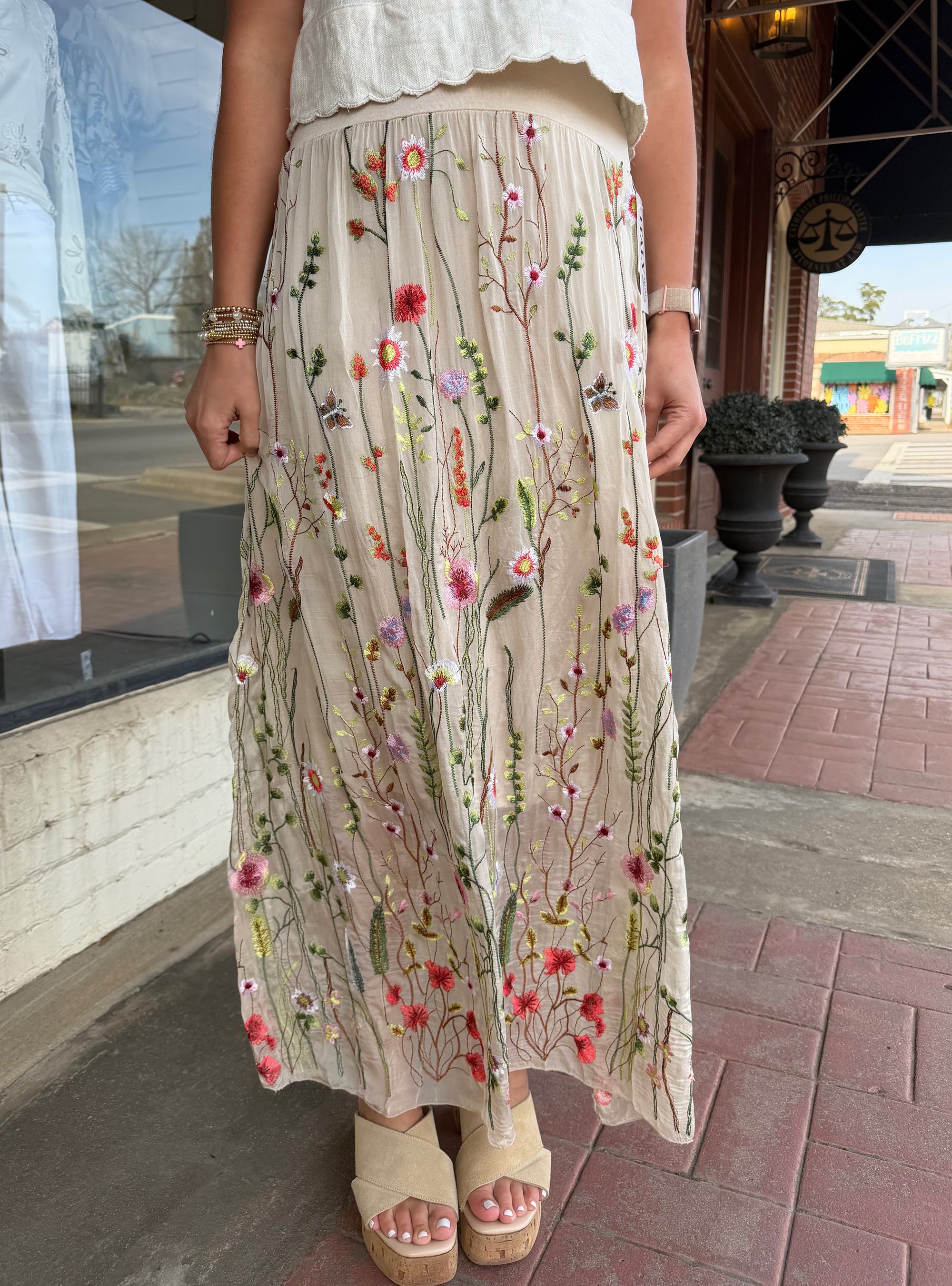 Saga One Size Silk Embroidered Skirt