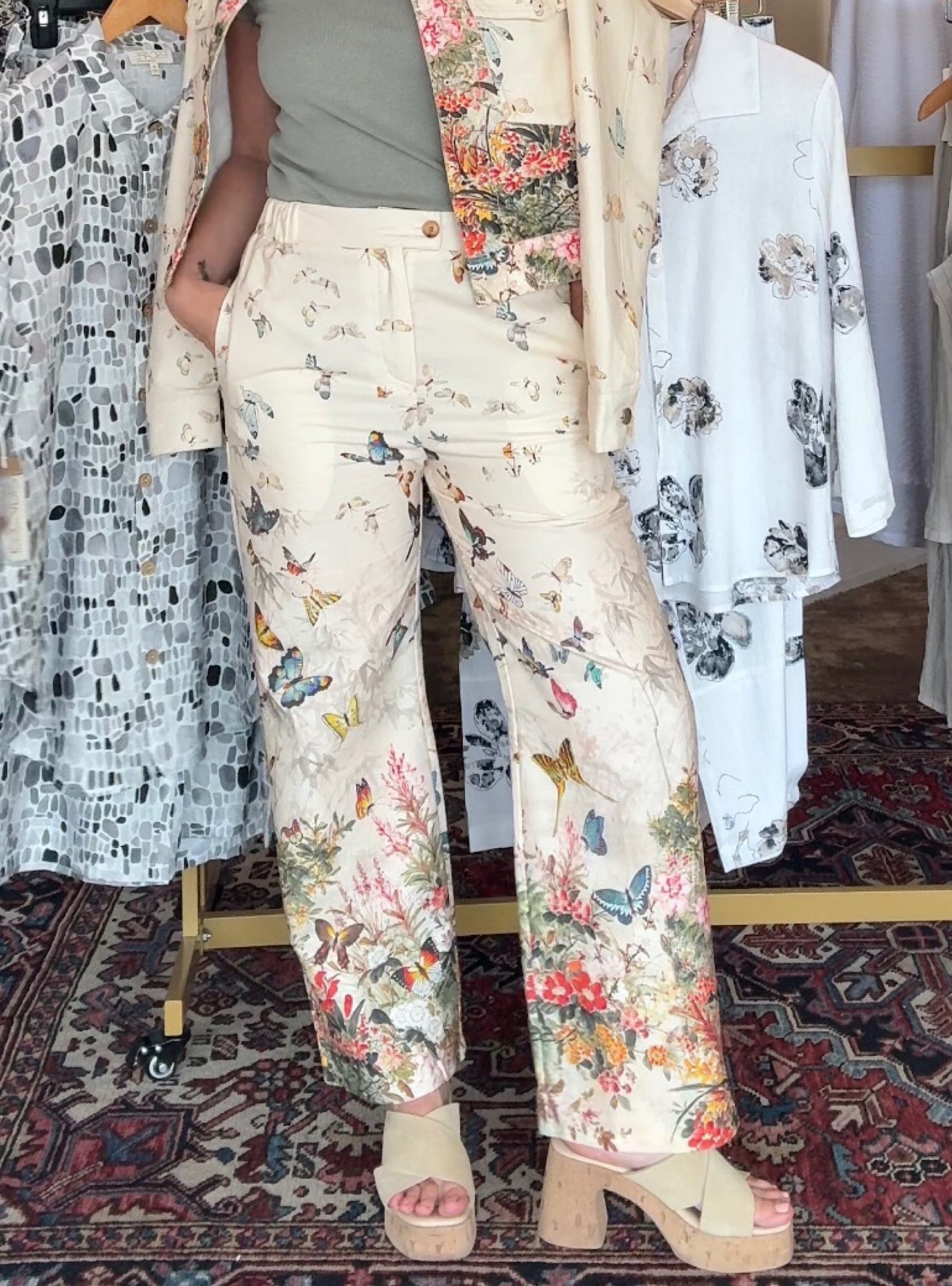 Just Winging It Printed Pants