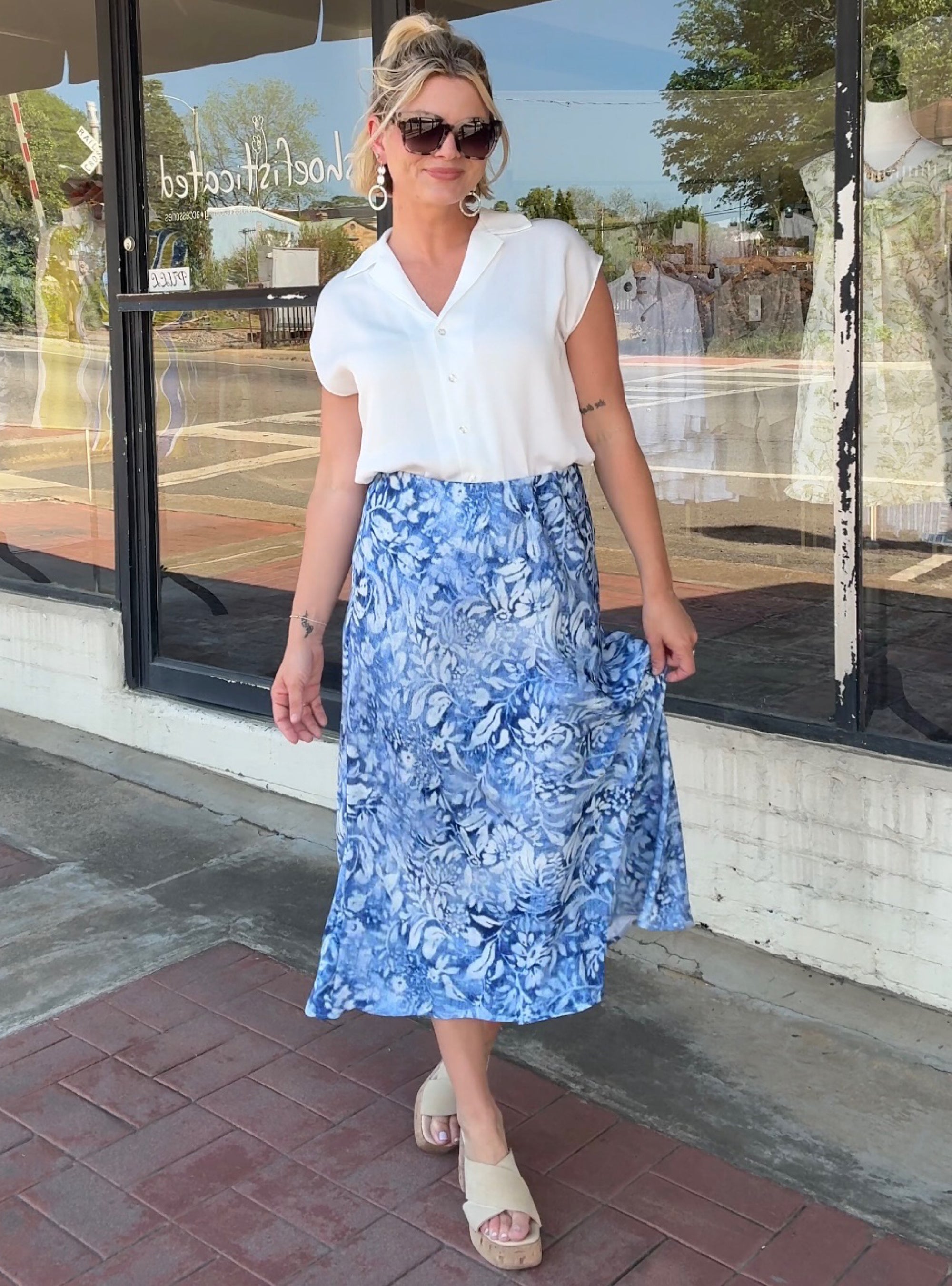 Renuar Coastal Chinoiserie Skirt