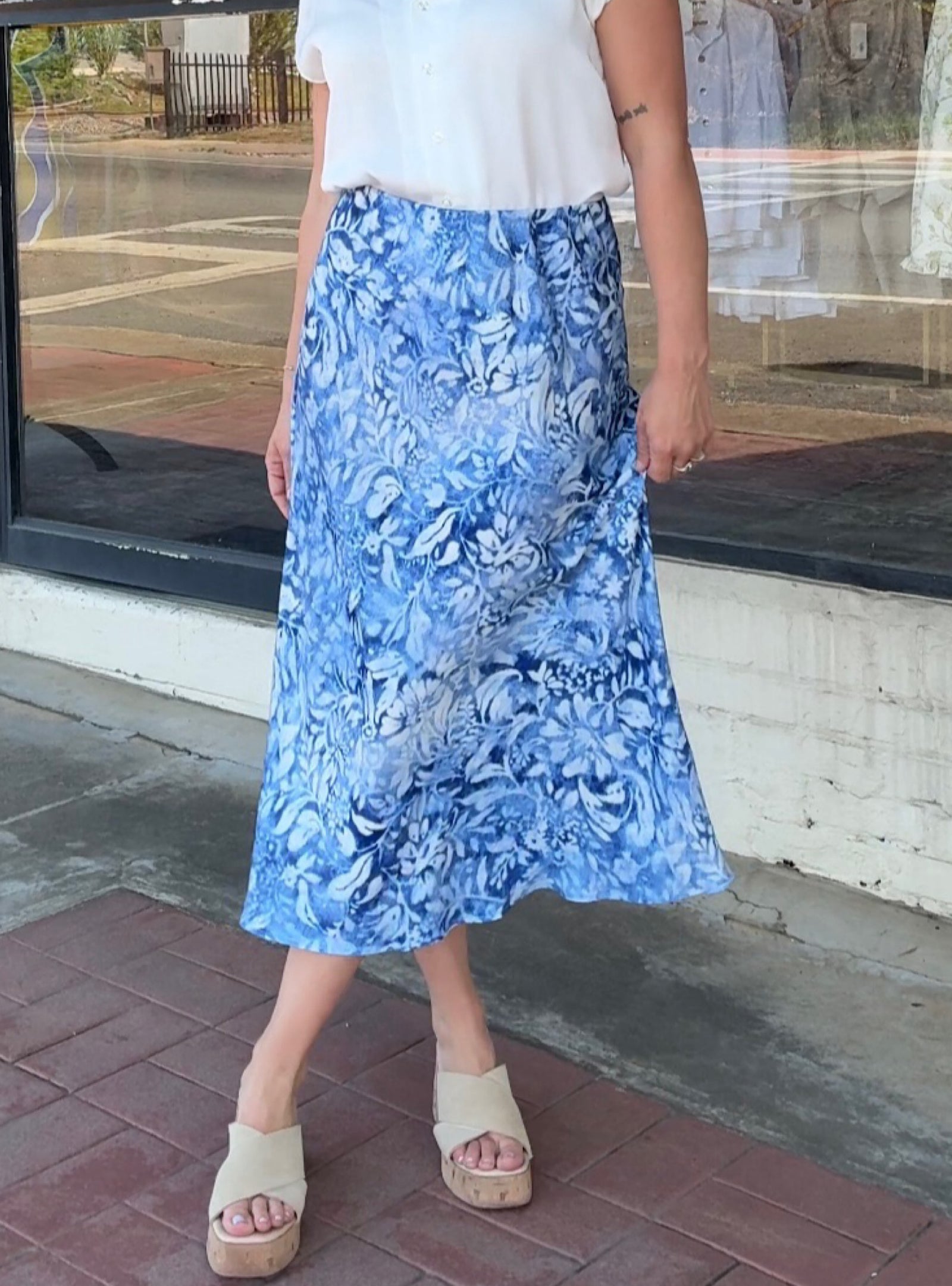 Renuar Coastal Chinoiserie Skirt