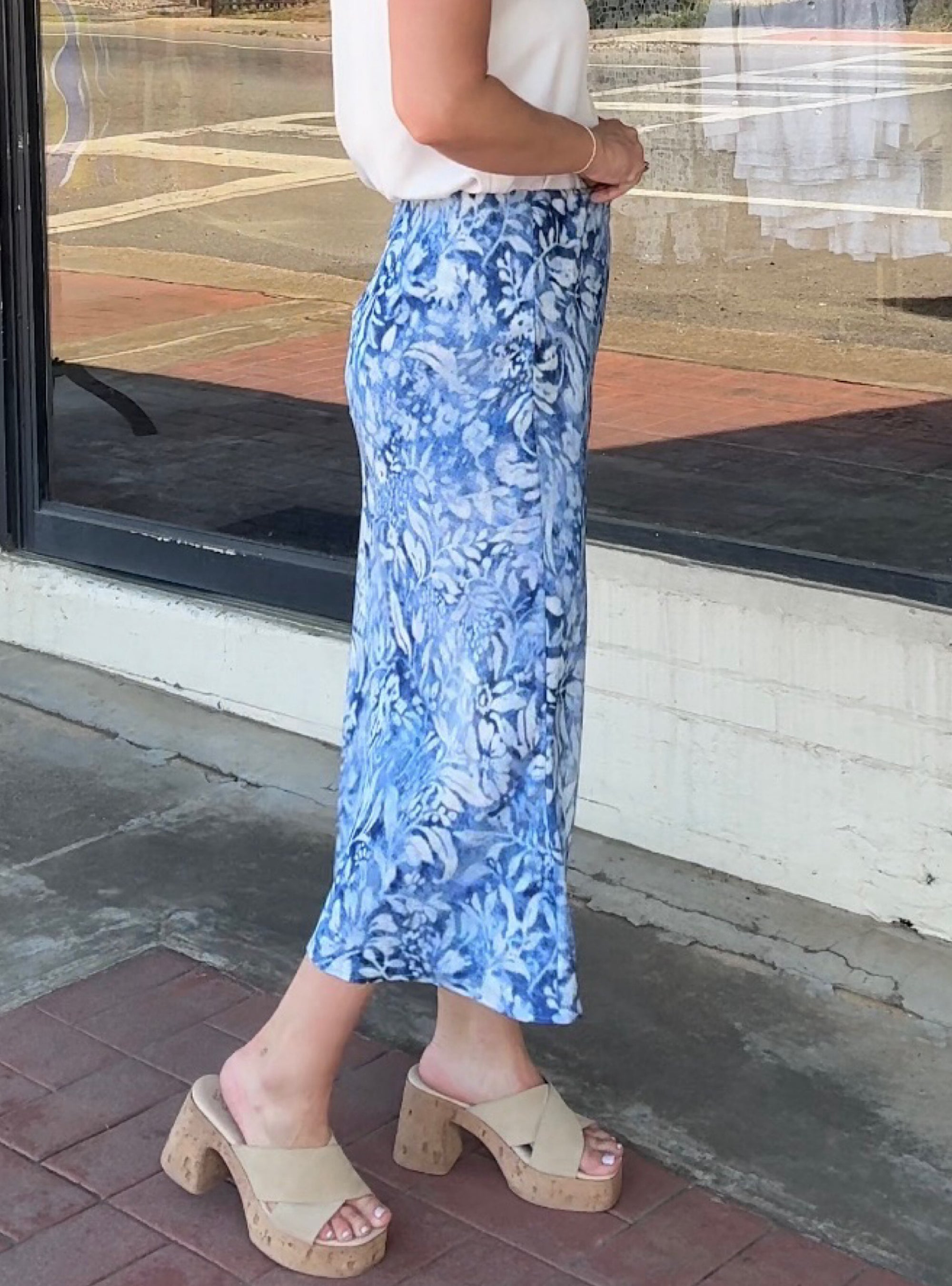 Renuar Coastal Chinoiserie Skirt