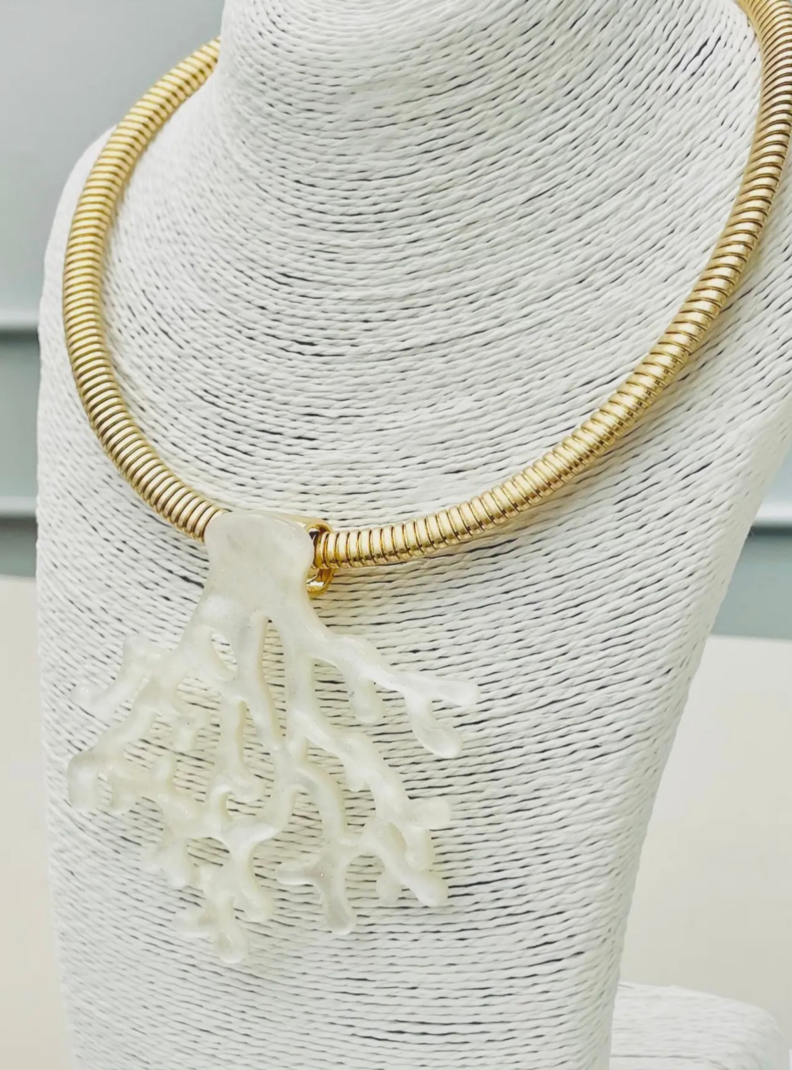 Beach Glam Coral Reef Collar Necklace