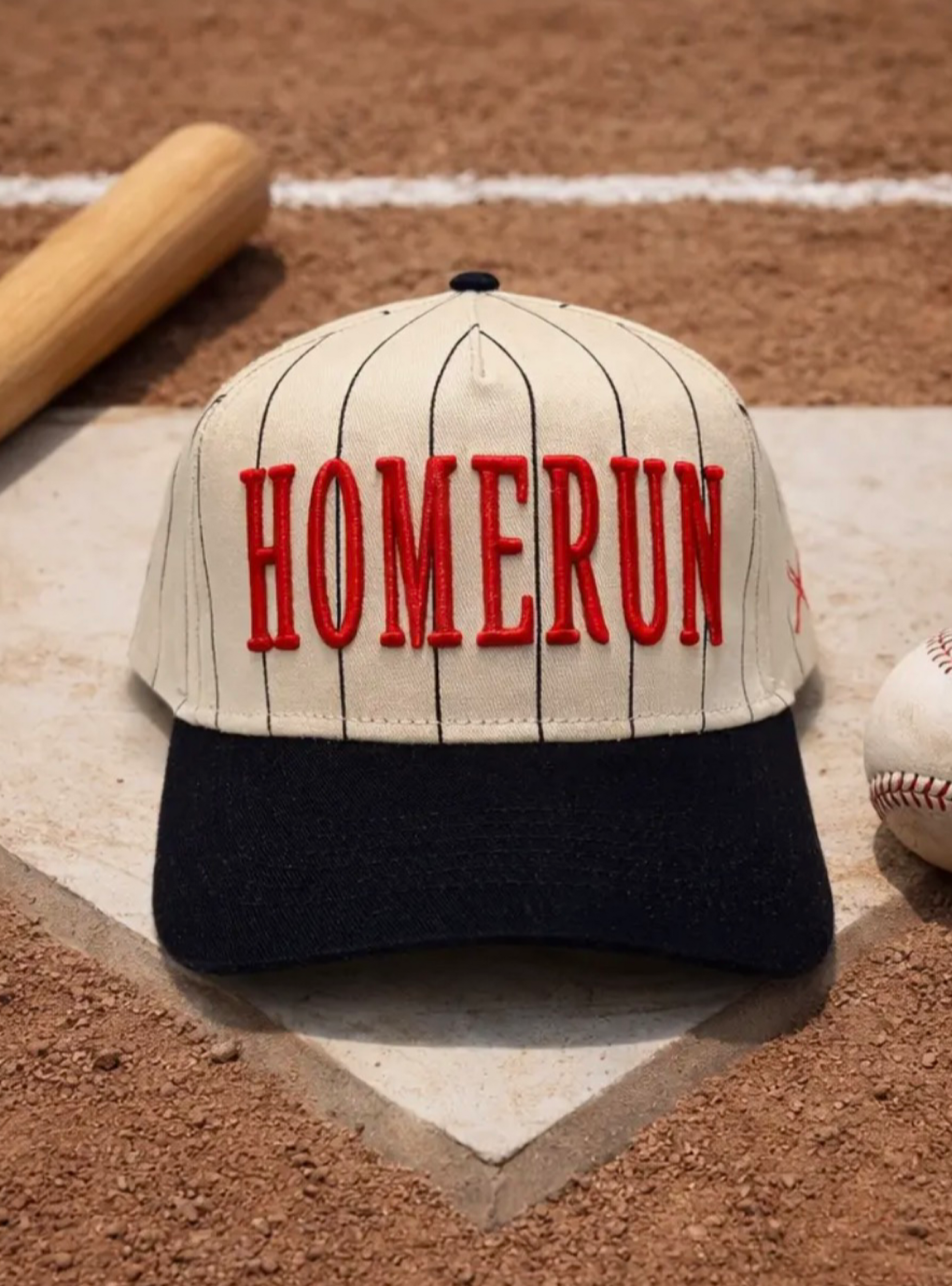HOMERUN Statement Trucker Hat