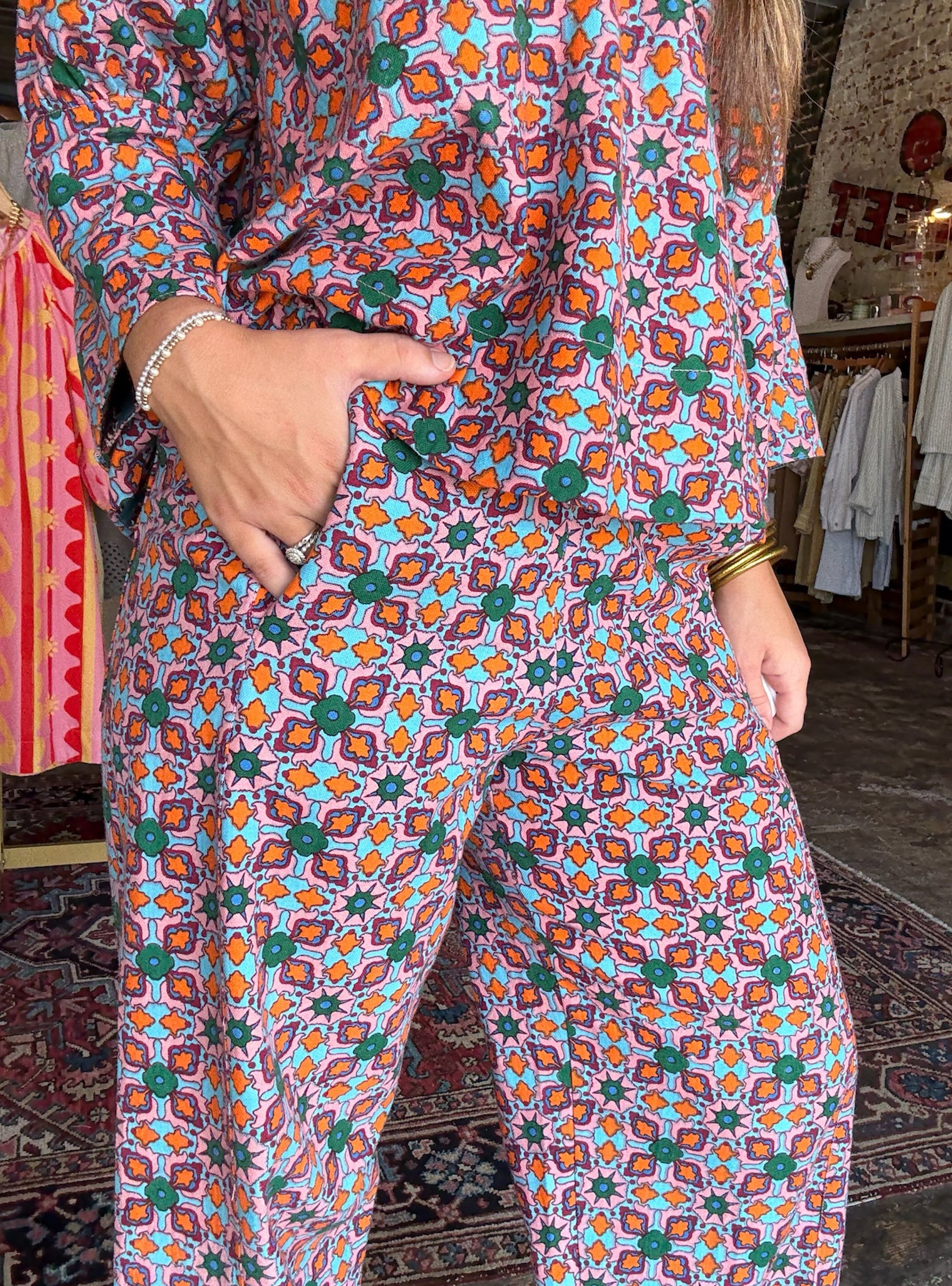 Ivy Jane Popover Tile Printed Barrel Pants