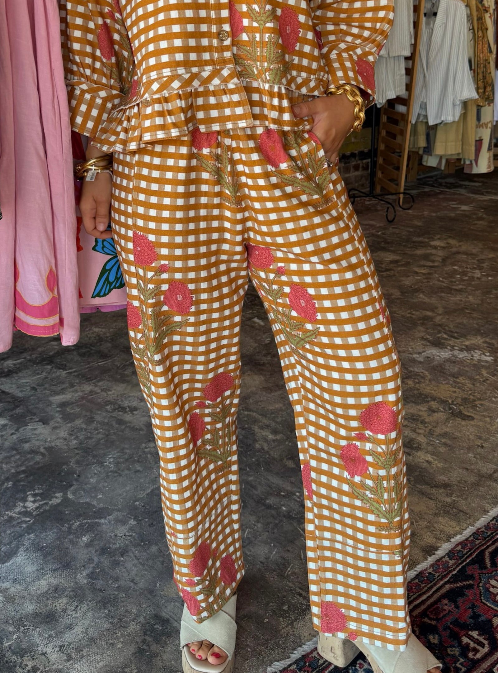 Ivy Jane Gold Printed Barrel Pant