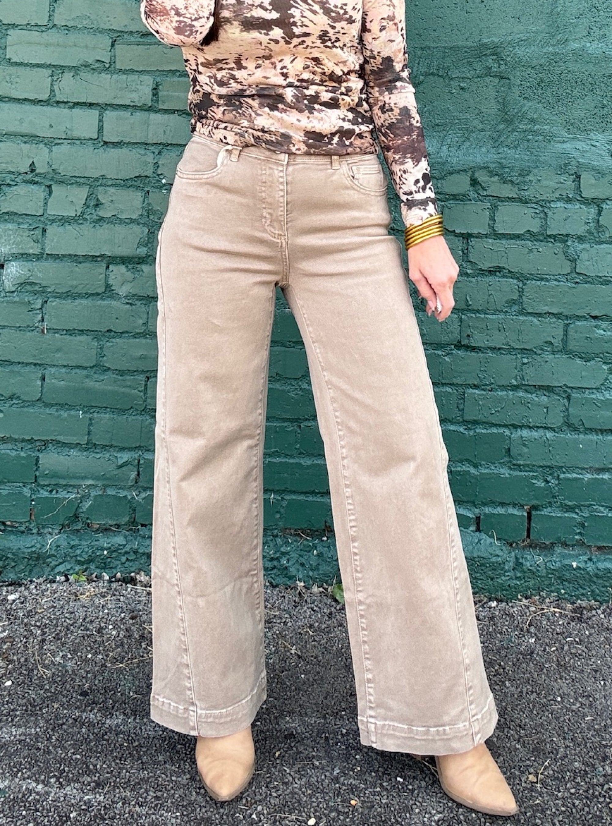 Charlie B Latte Wide Leg Twill Pant