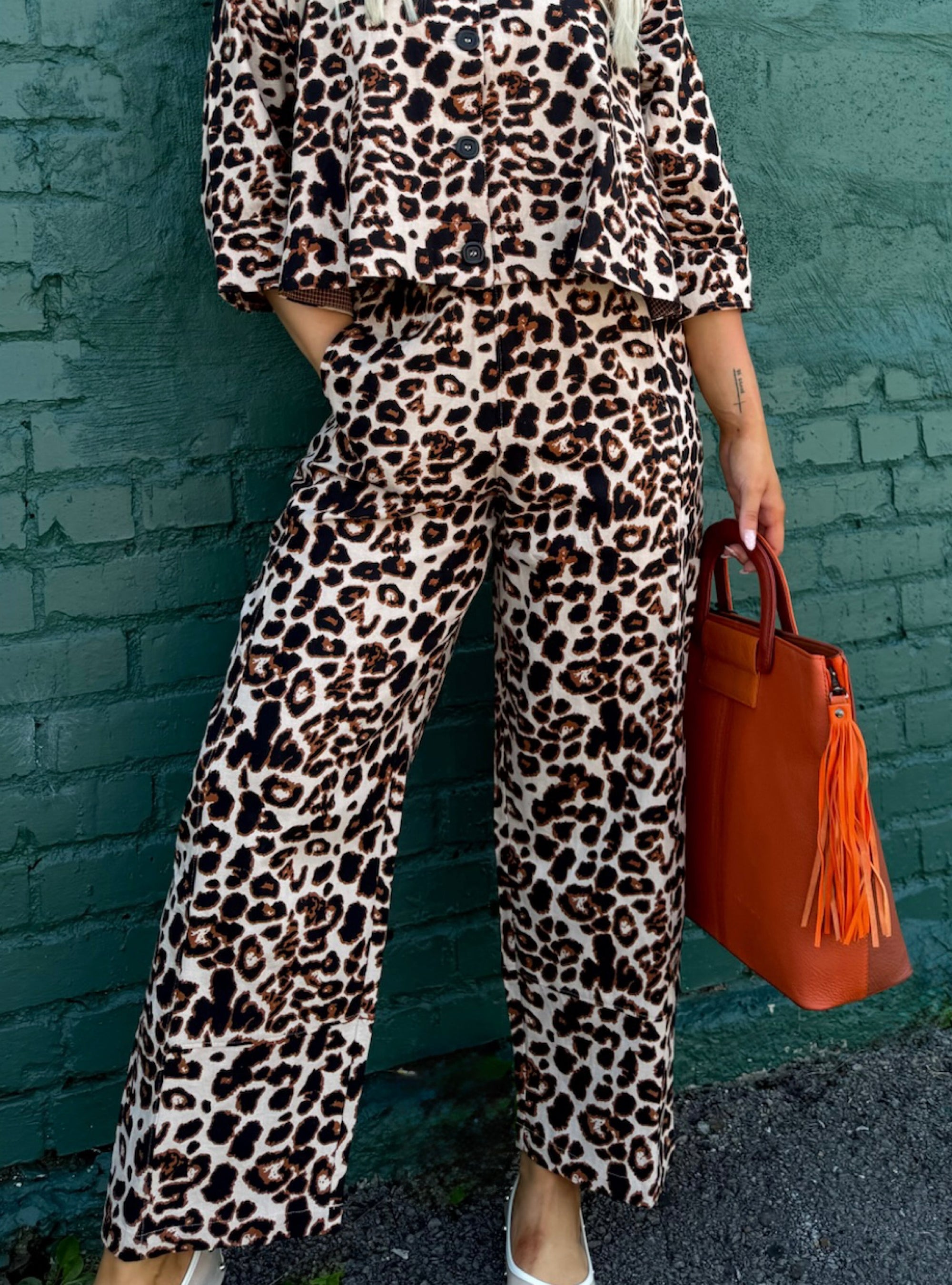Ivy Jane Leopard Barrel Pant