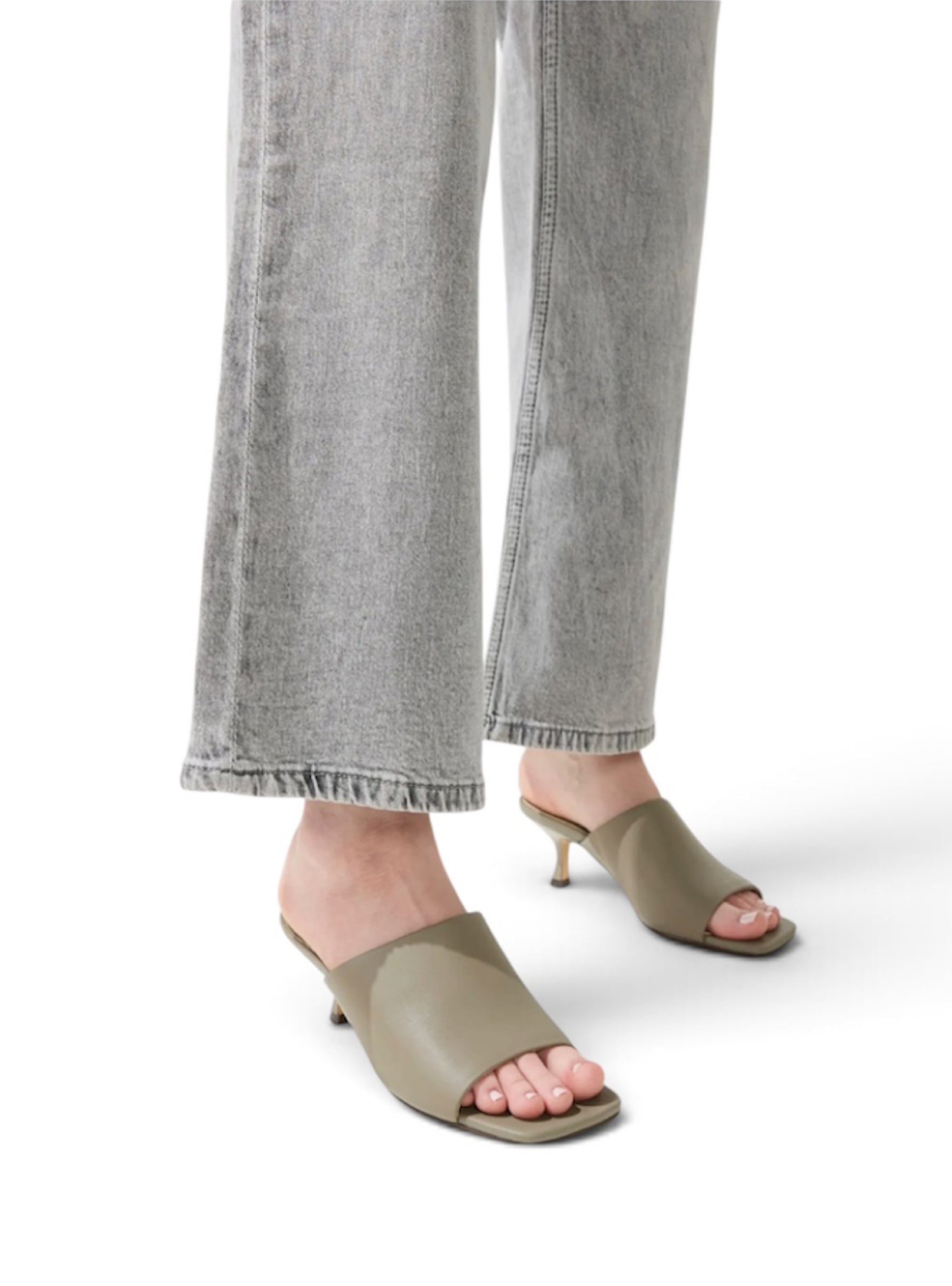 Yosi Samra Wren Kitten Heel Taupe Mule
