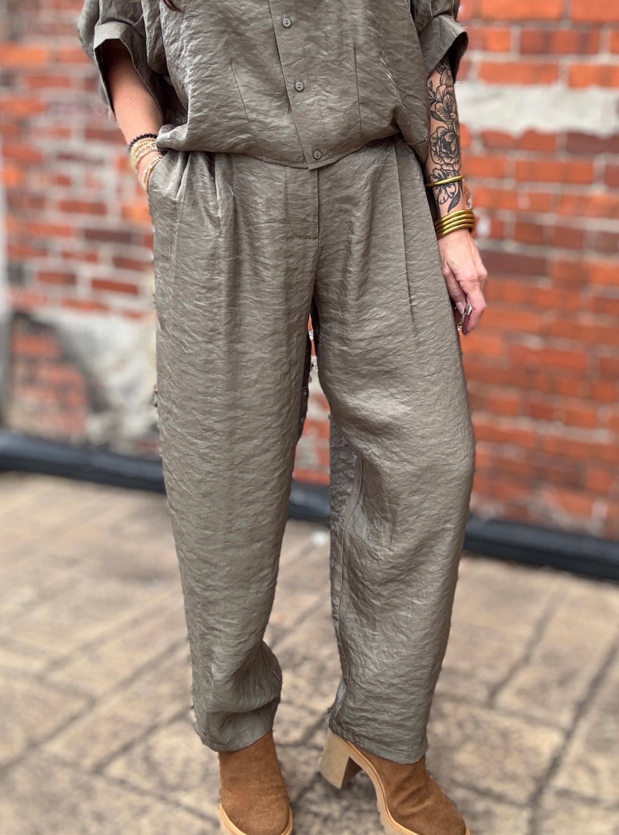 Olive You Forever Balloon Paperbag Pants