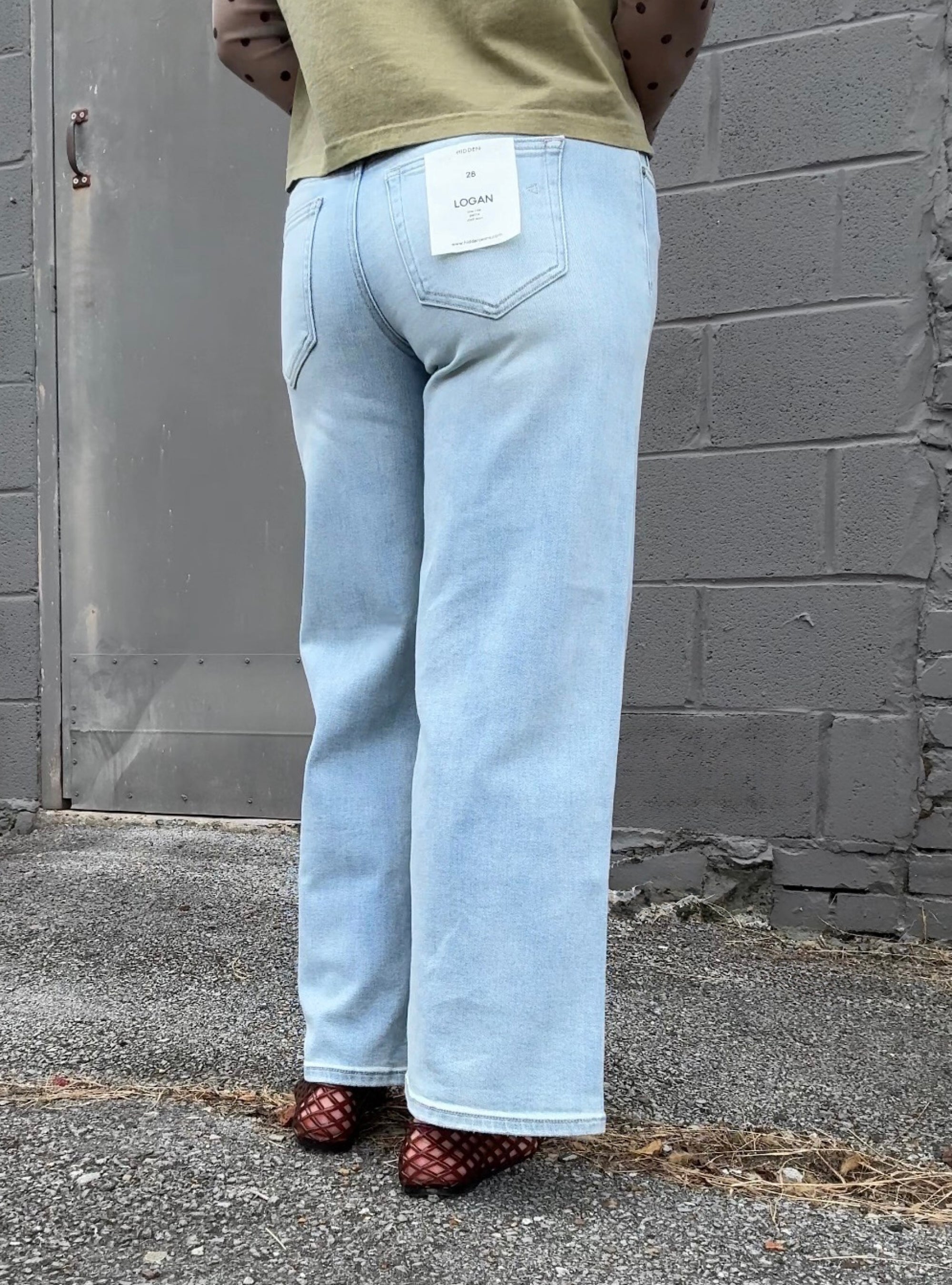 Hidden Light Wash Denim Jean