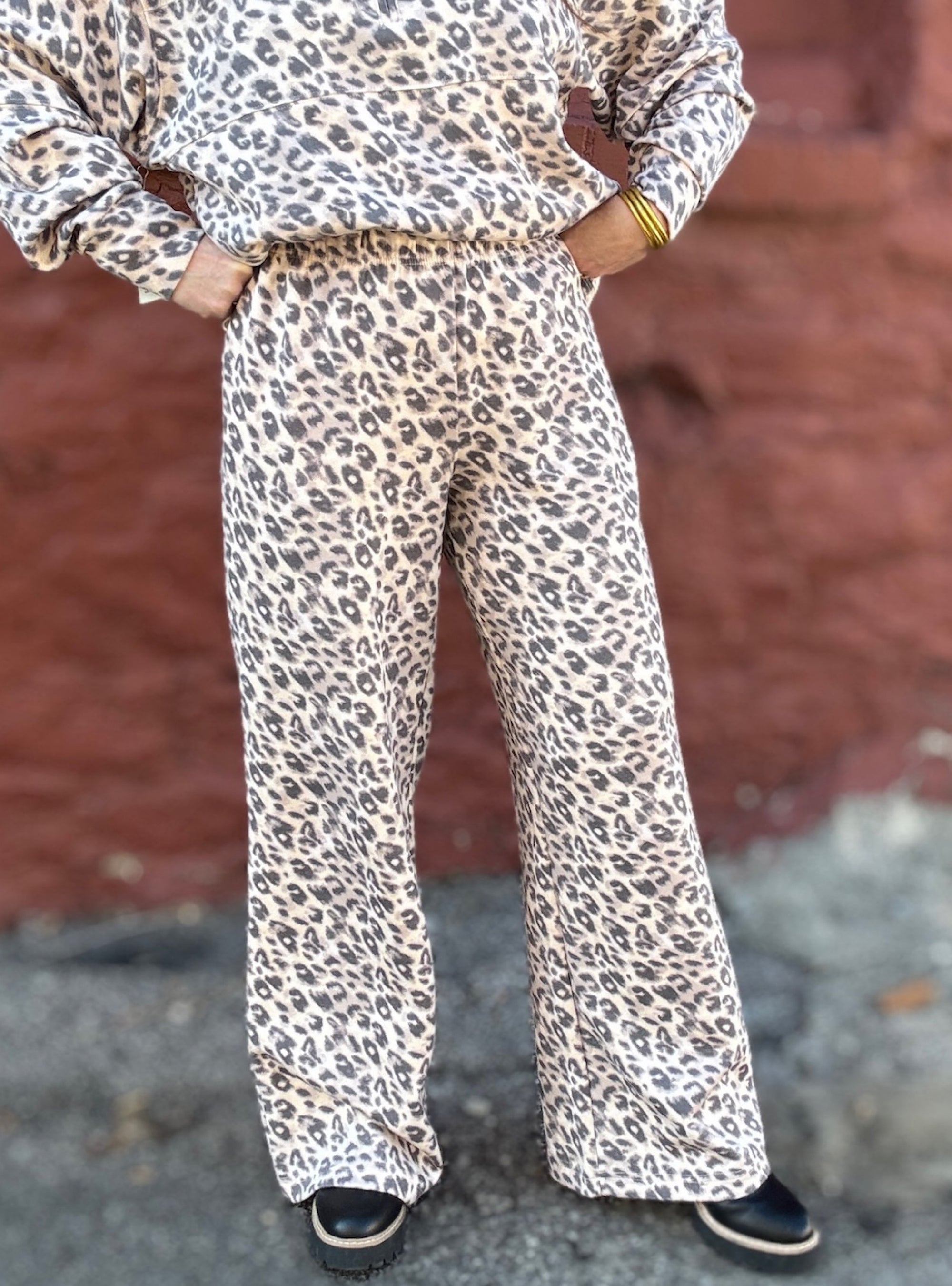 Vintage Havana Leopard Cloud Wide Leg Pant